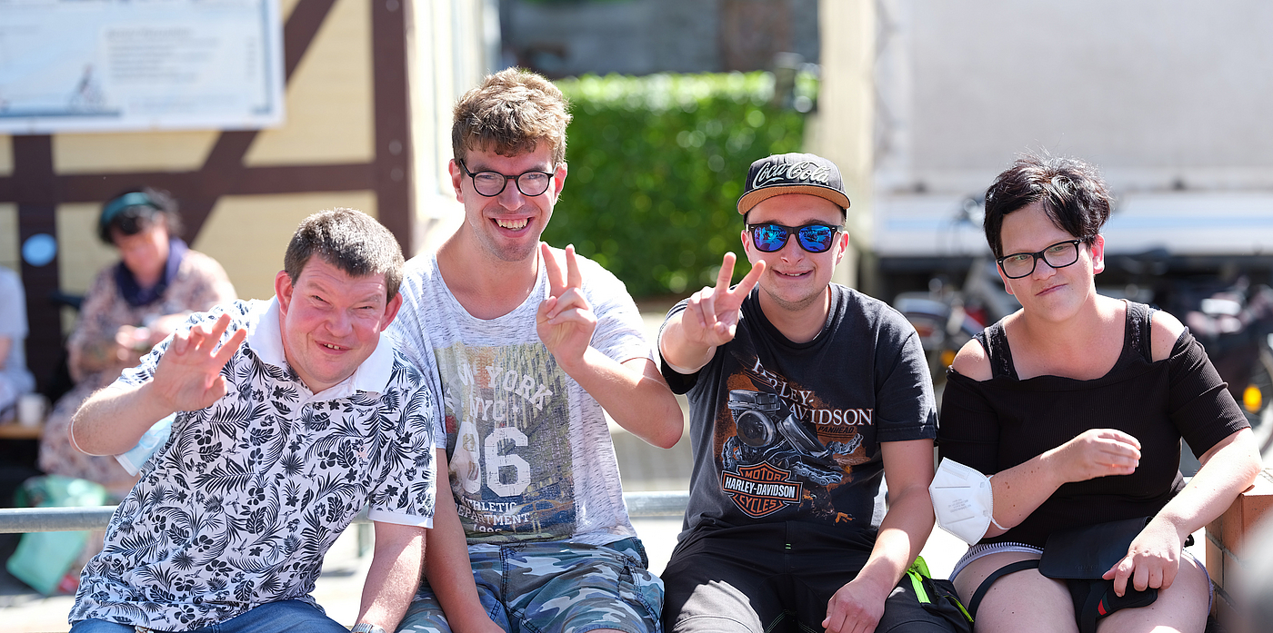 Gruppe Teenager mit Behinderungen